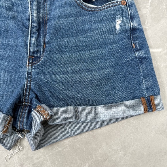 Women’s American Eagle Stretch Distressed Mom Short Jean Shorts Size 2 - Picture 7 of 16